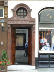 97 Jermyn Street: Refurbished Comfort Cooled Office Floor
