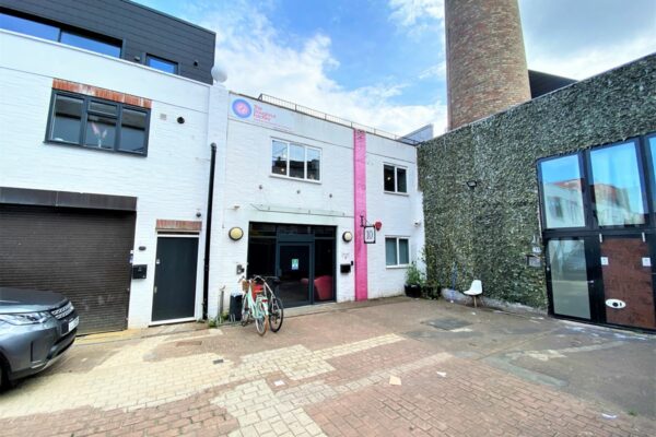 Warple Mews, Acton, London, W3