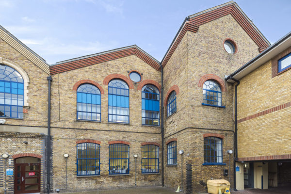 Kilburn Lane, Queens Park, London, W10