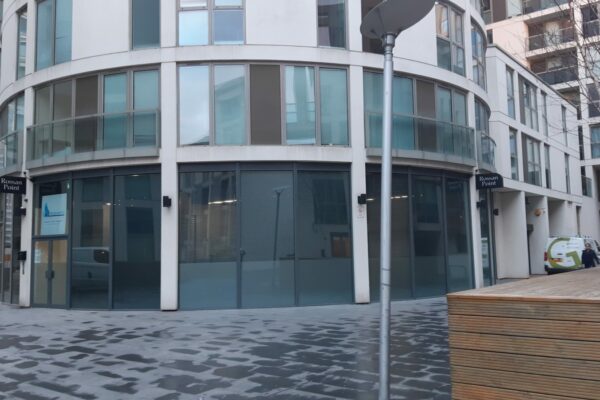 Quadrant Walk, Isle Of Dogs, London, E14