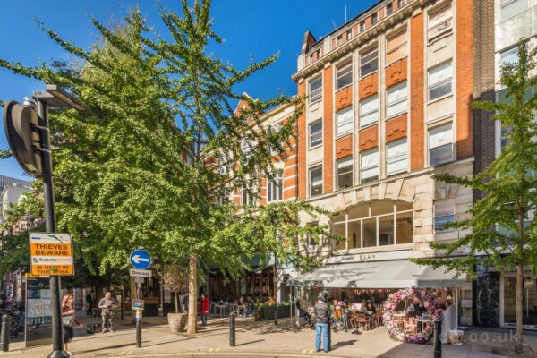 Market Place, Fitzrovia, London, W1W