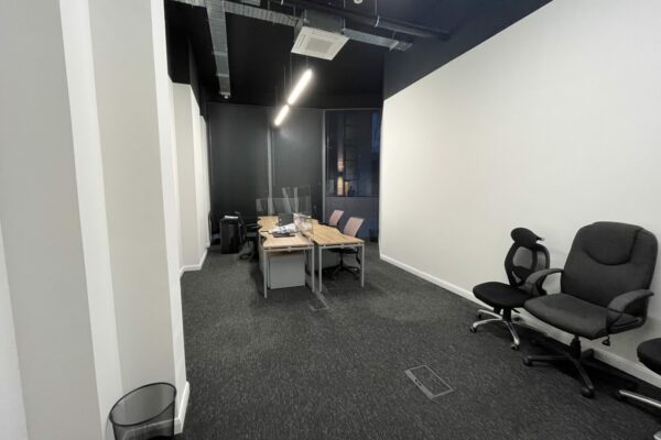 Quadrant Walk, Isle Of Dogs, London, E14