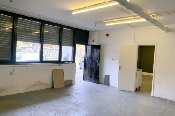 Andrews Road, Cambridge Heath, London, E8