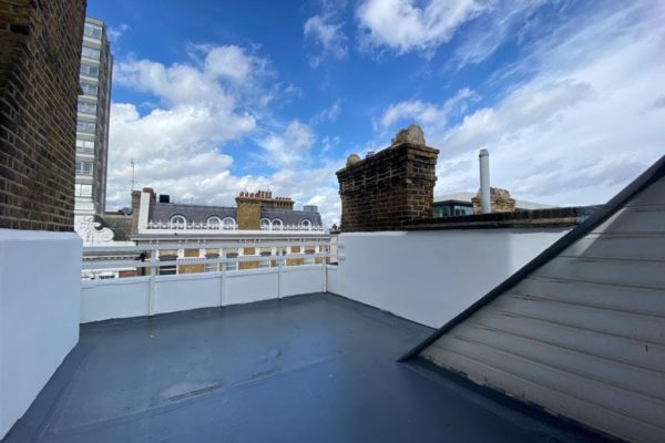 Mortimer Street, Noho, London, W1W