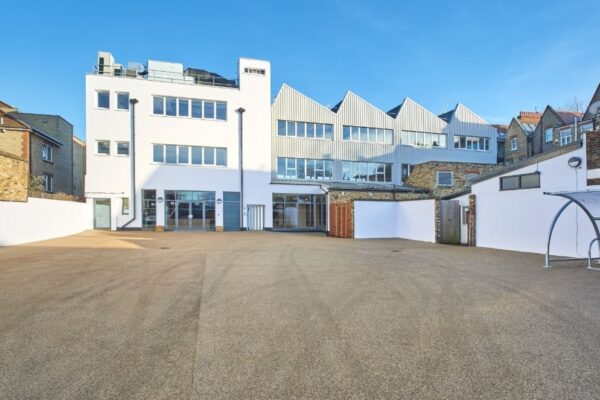 Fishers Lane, Chiswick, W4 1RX